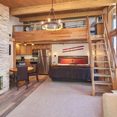 Charming 3-Bed Studio W Family-Friendly Loft